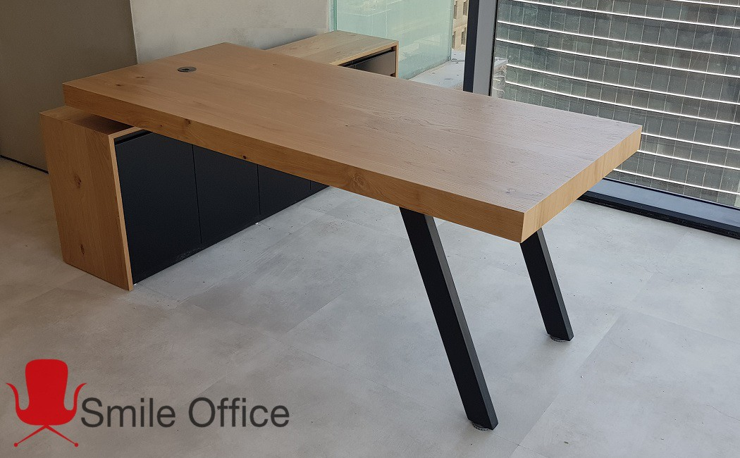 OAK BLOCK שולחן מנהלים